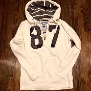 87 Hoodie
